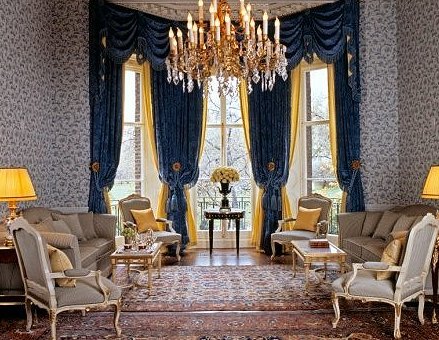 queen elizabeth room at the ritz hotel room