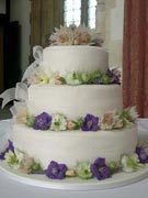 fresh-flower-wedding-cake