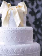 lace-bow-wedding-cake
