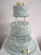 pillar-wedding-cake-mandalay