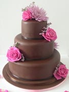modern-chocolate-wedding-cake
