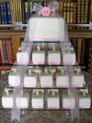 square-mini-cakes