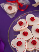 red-rose-wedding-cookies